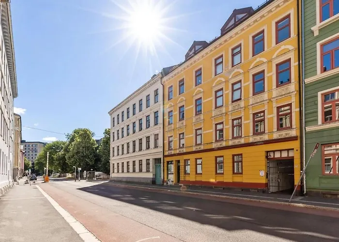 Newly Renovated 4-Bedroom In Central Oslo